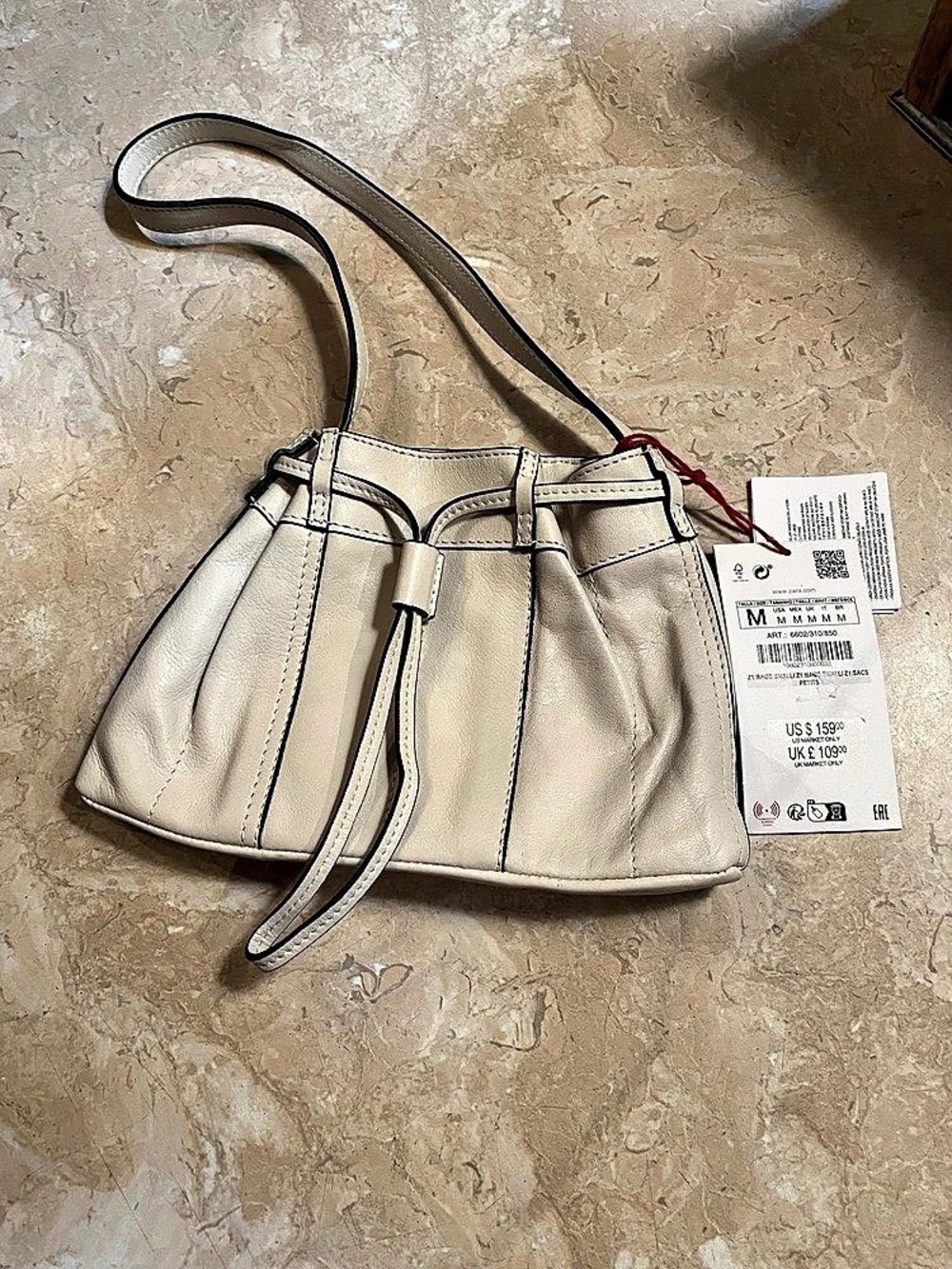 Zara Shoulder Bag in Beige